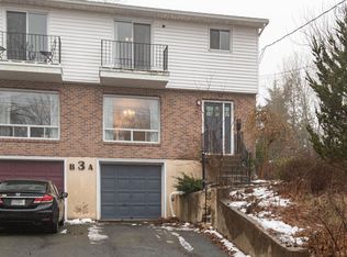 3 A Winchester Ave, Halifax, NS B3P2C9