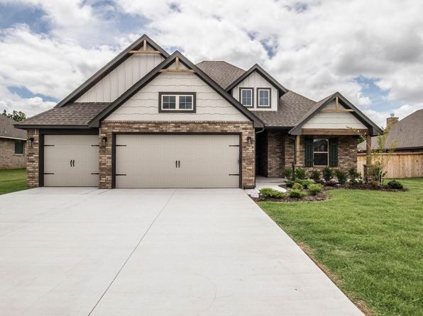 Blue Spruce Bonus Room 2 Plus Plan, Westfall