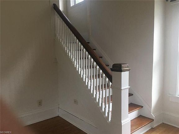 5th image of 108 Princeton Ave