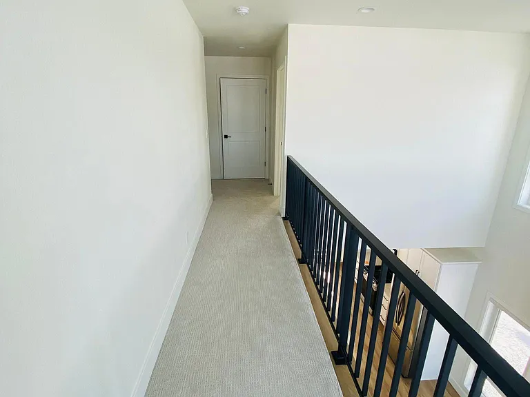 2nd floor passage