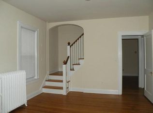4 Converse Ct, Burlington, VT 05401