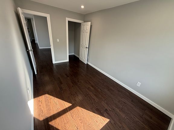5th image of 46 Thompson St APT 2