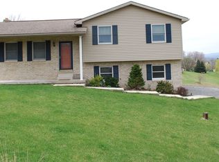 110 Cloyd Dr, Hollidaysburg, PA 16648