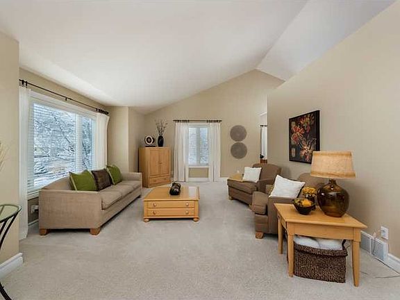 5th image of 6247 Sandalwood Dr
