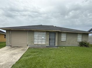 2084 Carver Dr, Marrero, LA 70072