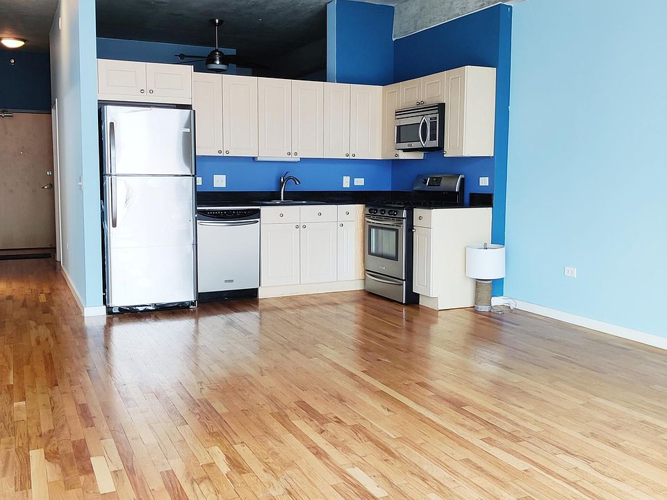 1st image of 1620 S Michigan Ave #910A