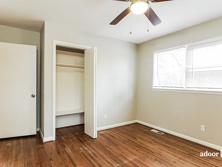 1032 Medina Dr — Photo 14