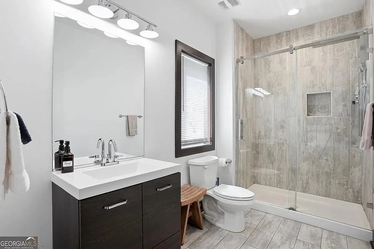 1076 Center Street Northwest - 1 — Photo 3