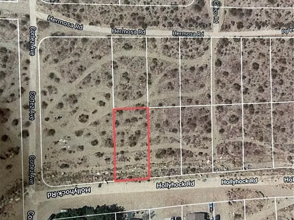 31 Hollyhock Rd, Adelanto, CA 92301