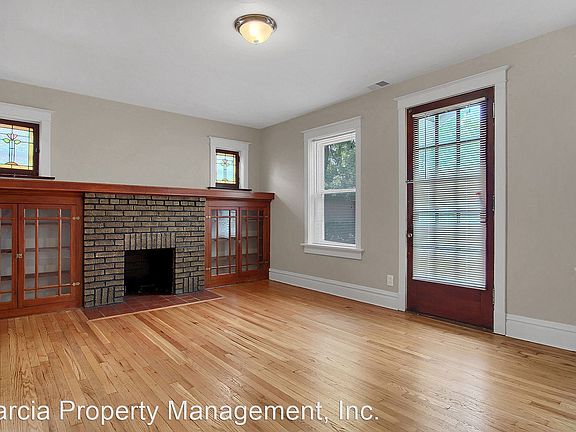 4th image of 5032A Chippewa St