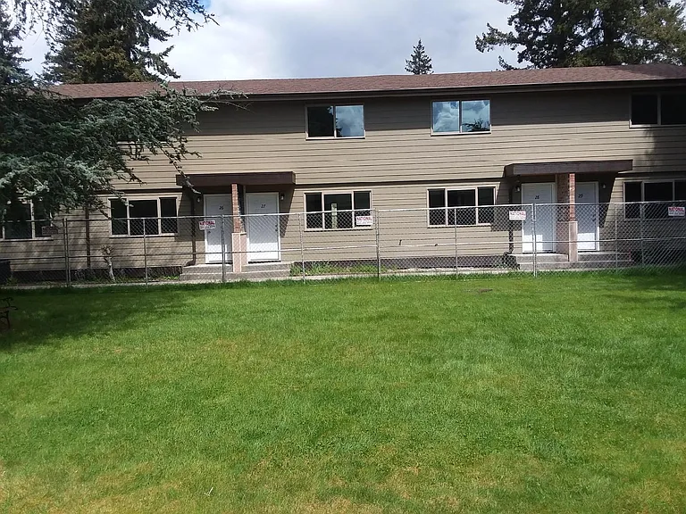 Westwood Apartment — Photo 12