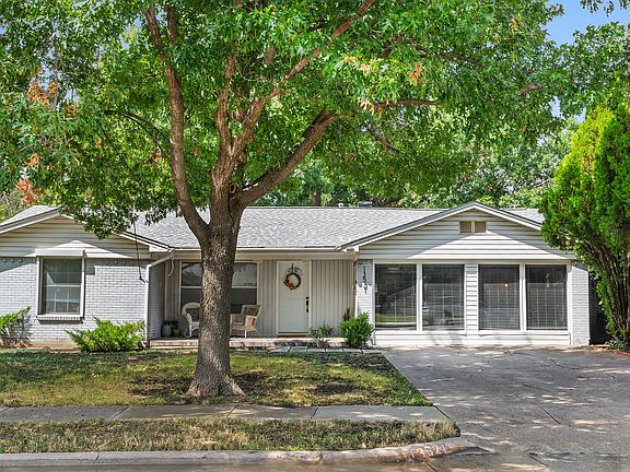 2nd image of 13521 Janwood Ln