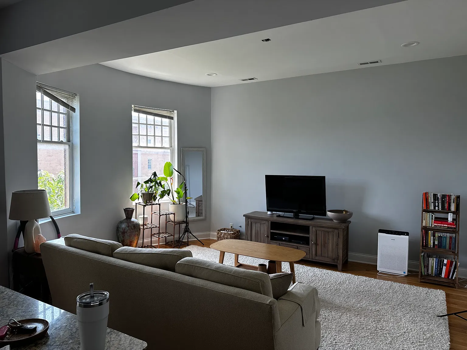 3218 W Fullerton Ave — Photo 2