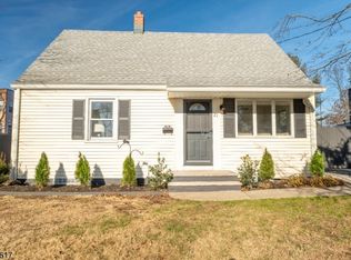 21 5th Ave, Haskell, NJ 07420