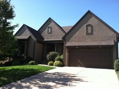 16190 Cambridge St, Stilwell, KS, 66085
