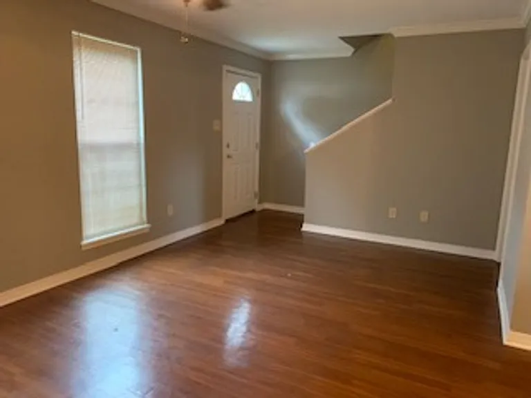 10301 Loma Vista Dr — Photo 11