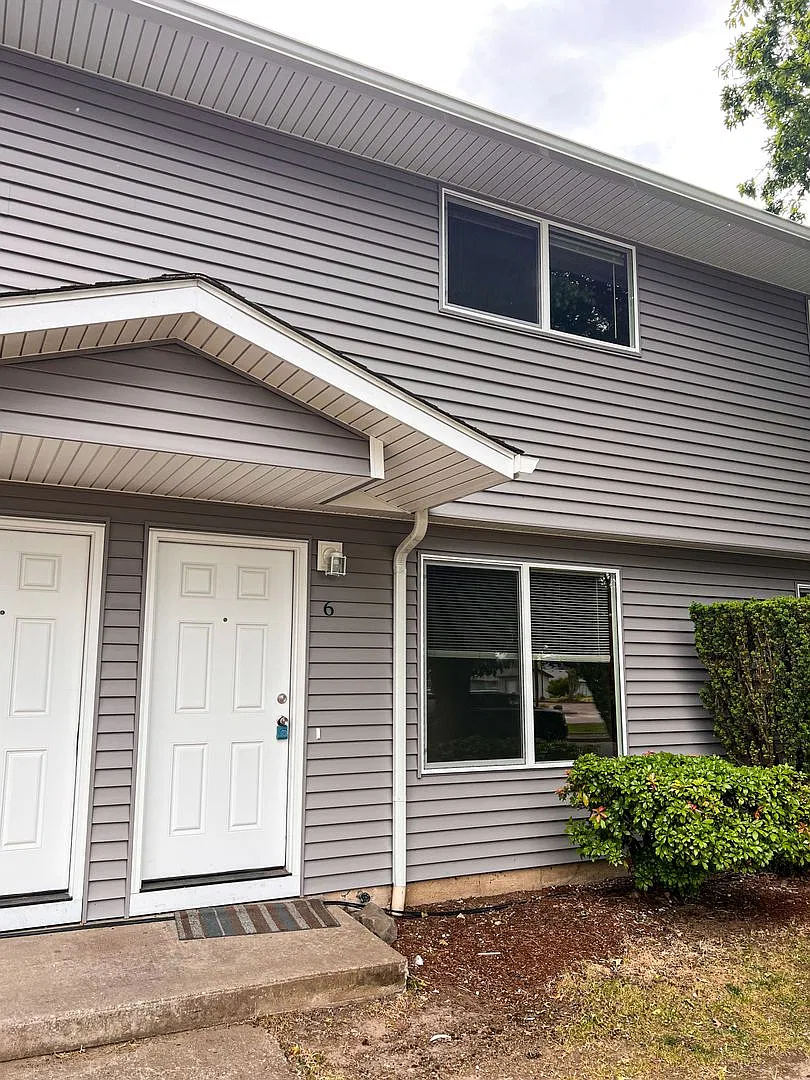 OWN851 — Photo 1