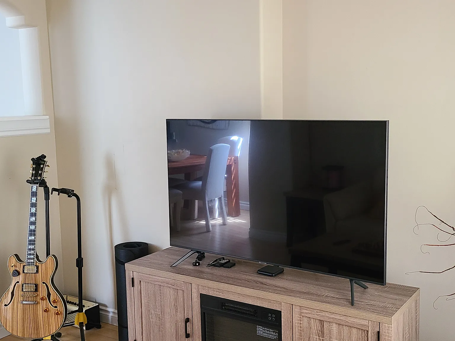 2 bed, 900 sqft, $1,700 — Photo 2