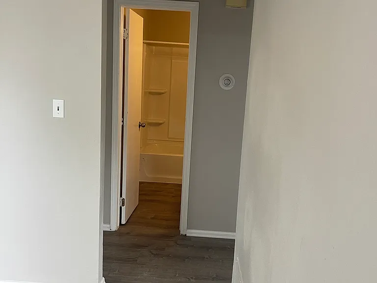 1002 Mazatlan Cir #B — Photo 11
