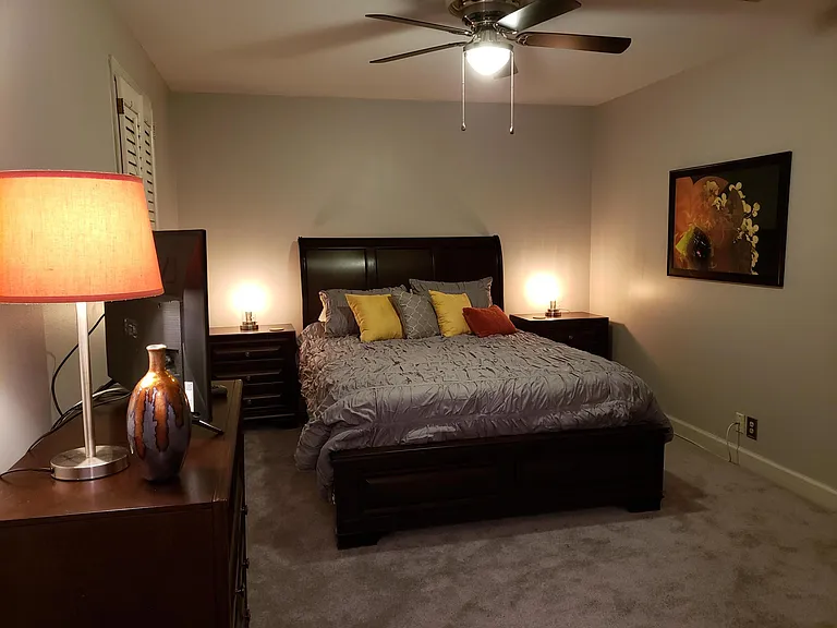 303 W Chownings Ct — Photo 18