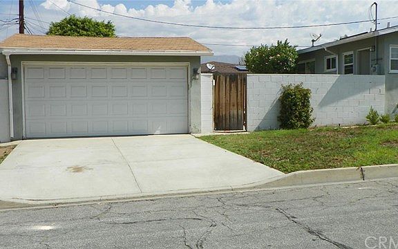 5th image of 927 S Vecino Dr