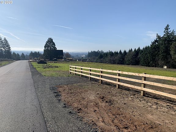 3rd image of 15905 NE Bella Vista Dr #2