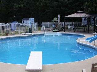 19 Rebecca Way, Falmouth, ME 04105