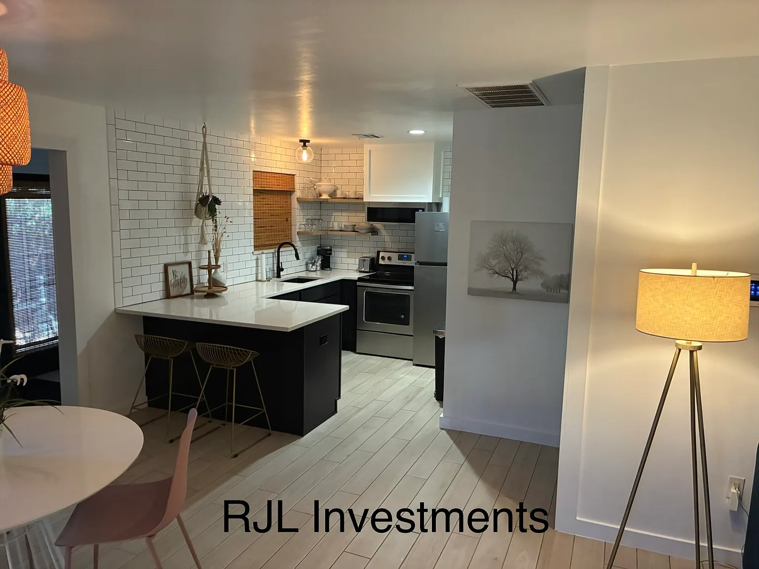 3130 N Barnes Ave — Photo 4