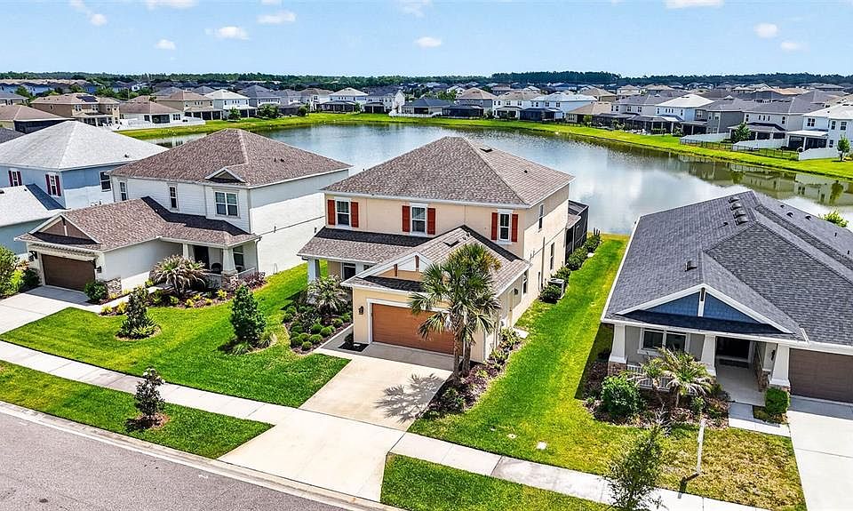 1st image of 34026 Astoria Cir