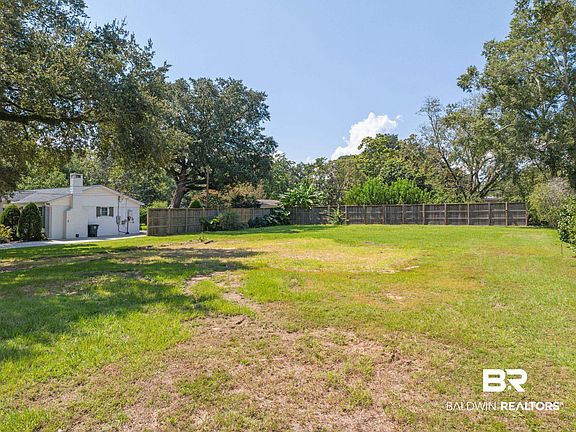 3rd image of 506 Horton Ln