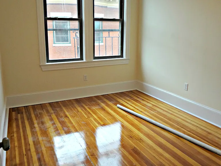 5 Brown Ter #2F — Photo 6