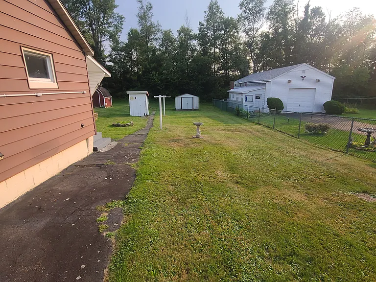 450 Old Cranberry Rd — Photo 6