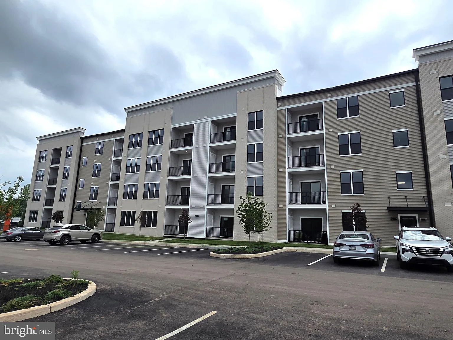 2 bed, 118 sqft, $2,295 — Photo 4
