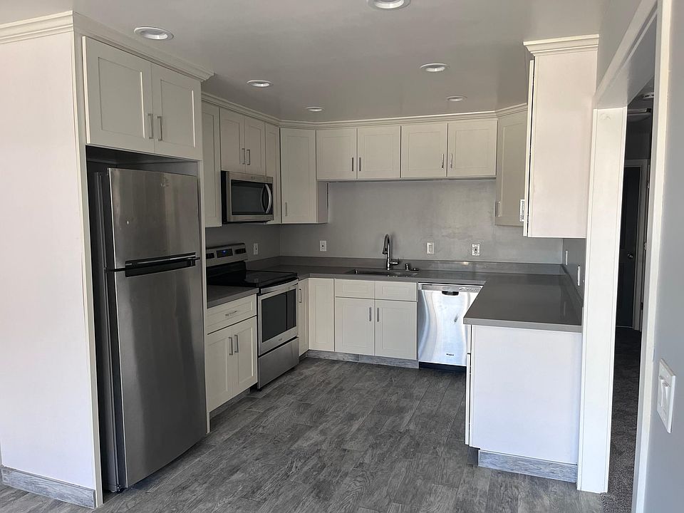 1st image of 1519 Brookvale Dr APT 3