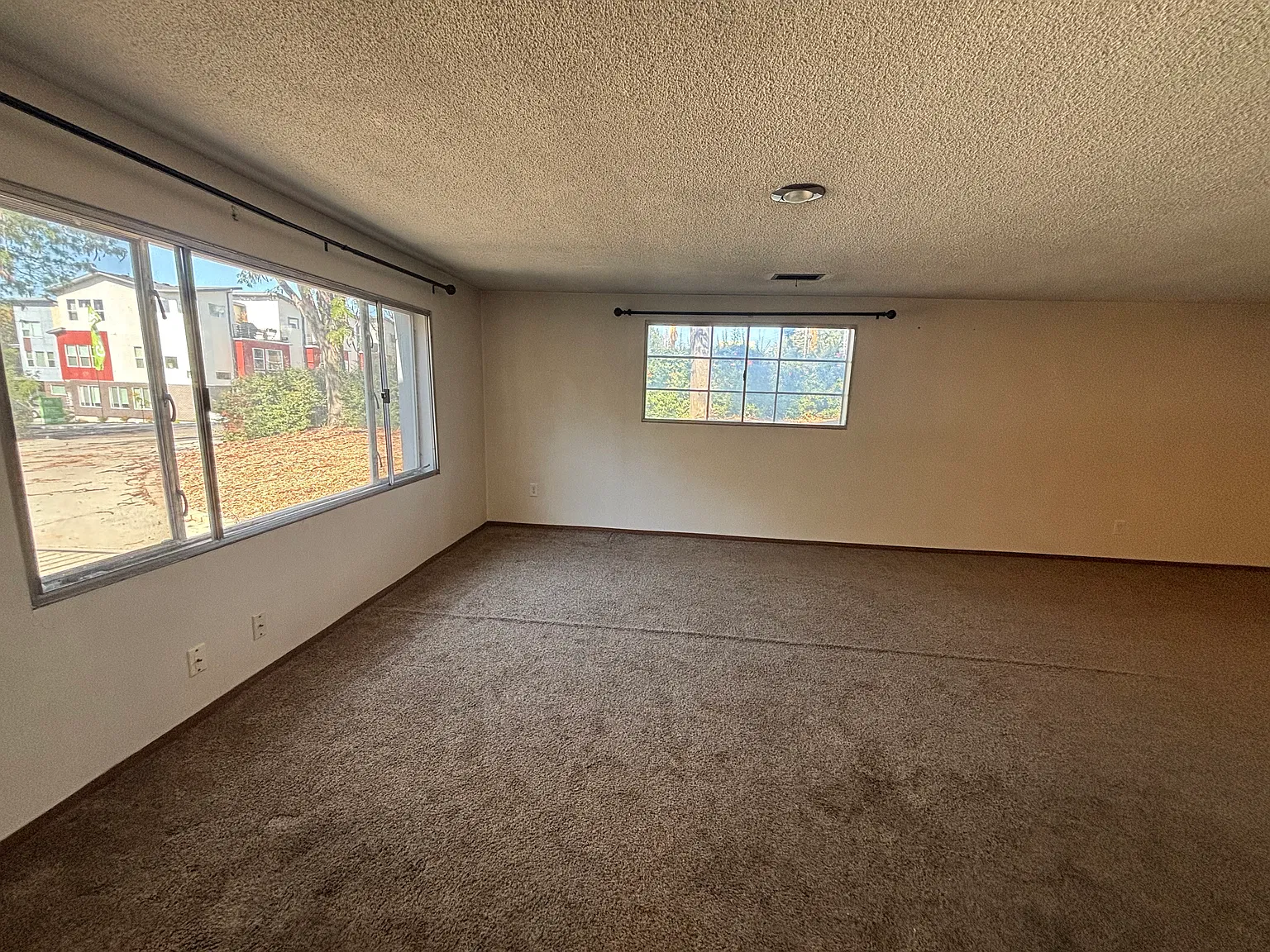 4160 S Highland Dr — Photo 4