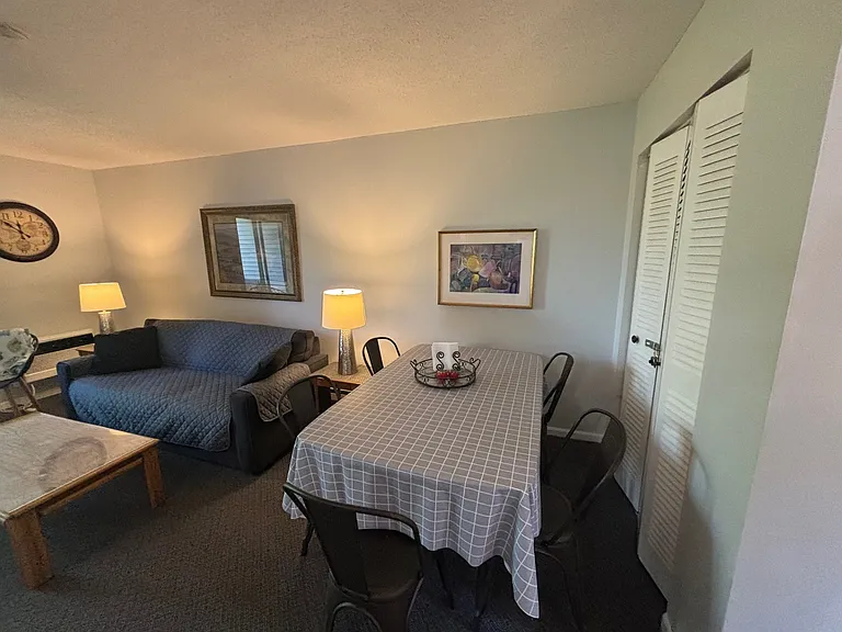 107 Treetop Cir #724 — Photo 6