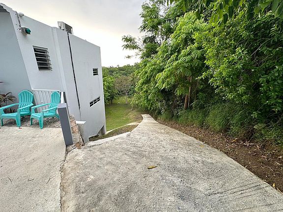 2nd image of Carr 115 Km 11.6 Bo Pueblo