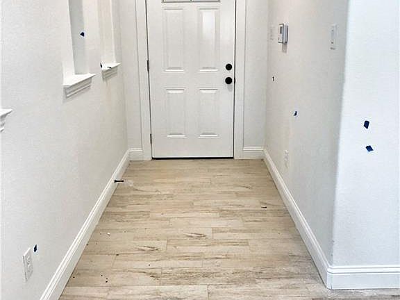 3rd image of 2708 Fernwood Ave