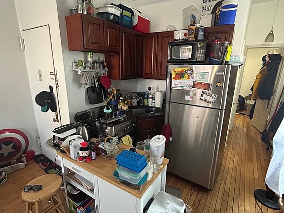 5th image of 814 Marcy Ave APT 2E