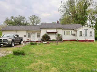 169 Homeside Dr, Alorton, IL