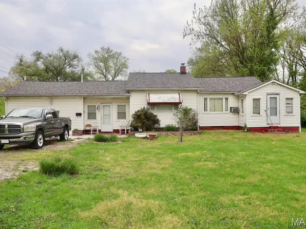 169 Homeside Dr, Alorton, IL 62207