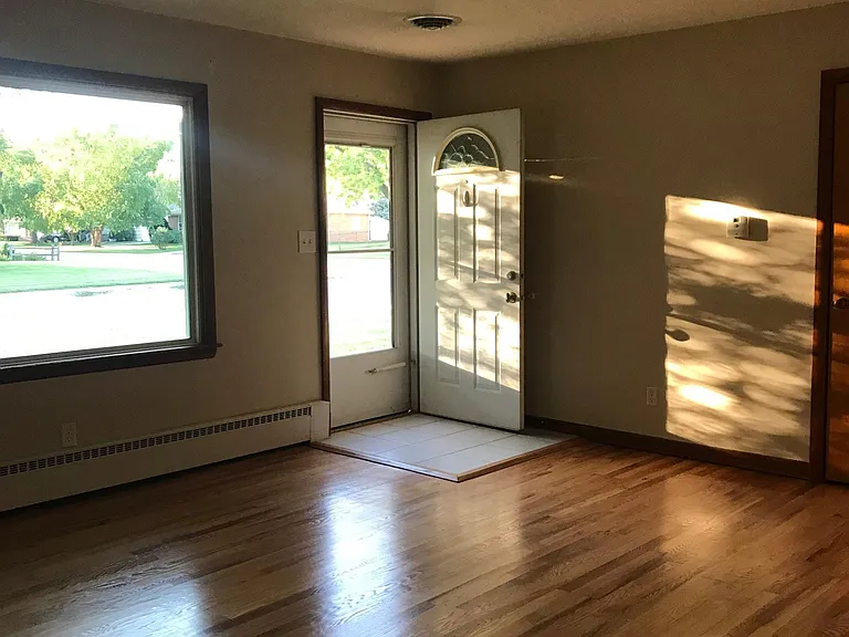 602 S Blaine Ave — Photo 16