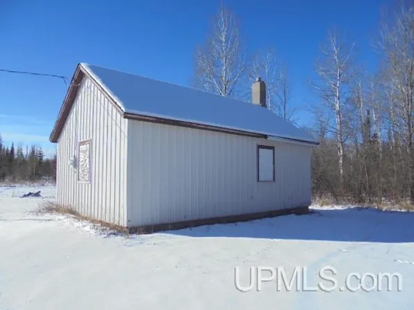 24994 Micheletti Rd, Ewen, MI 49925