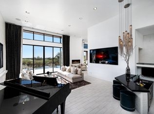 9715 E Skyline Ct, Scottsdale, AZ 85262