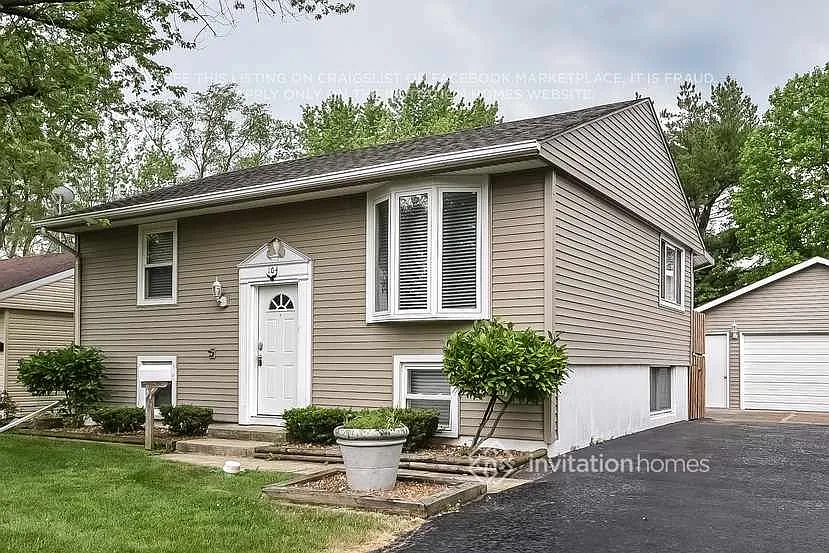 104 N Elm Ln Glenwood, IL 60425 — Photo 3