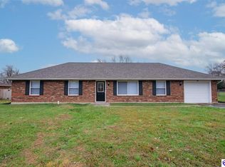 554 Cheyenne Rd, Radcliff, KY 40160