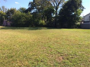 3334 Simmons St, Houston, TX 77004