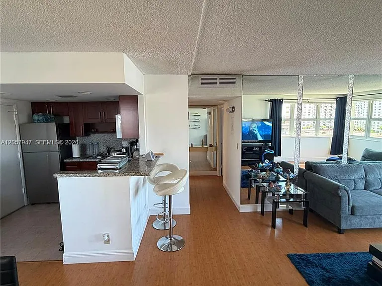 111 Golden Isles Dr #F10 — Photo 8