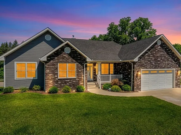 100 Lockwood Dr, Morgantown, WV 26505