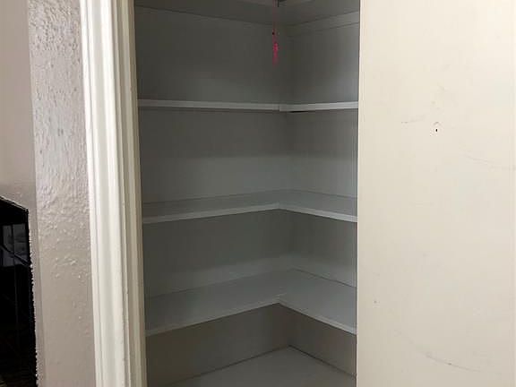 5th image of 21306 Park Run Dr